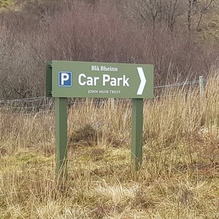 Bla Bheinn car park sign sq crop